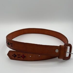 Beautiful Genuine Leather Belt Stamped Size 32